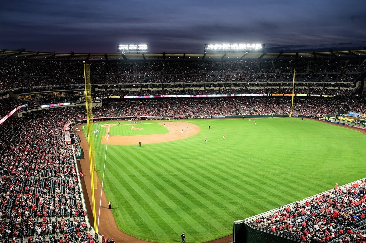 Anaheim, CA (Angel Stadium and Anaheim Brewery) – Ballparks and Brews